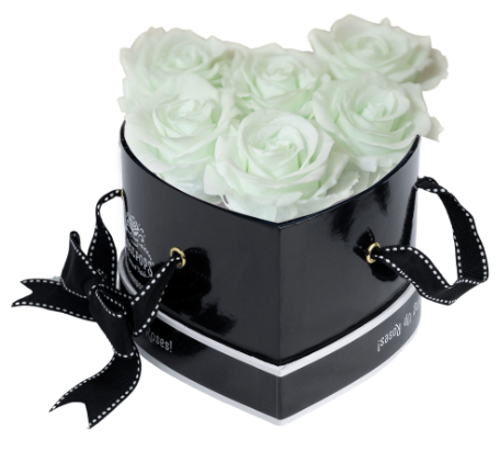 6 Roses Heart- Black Lacquer