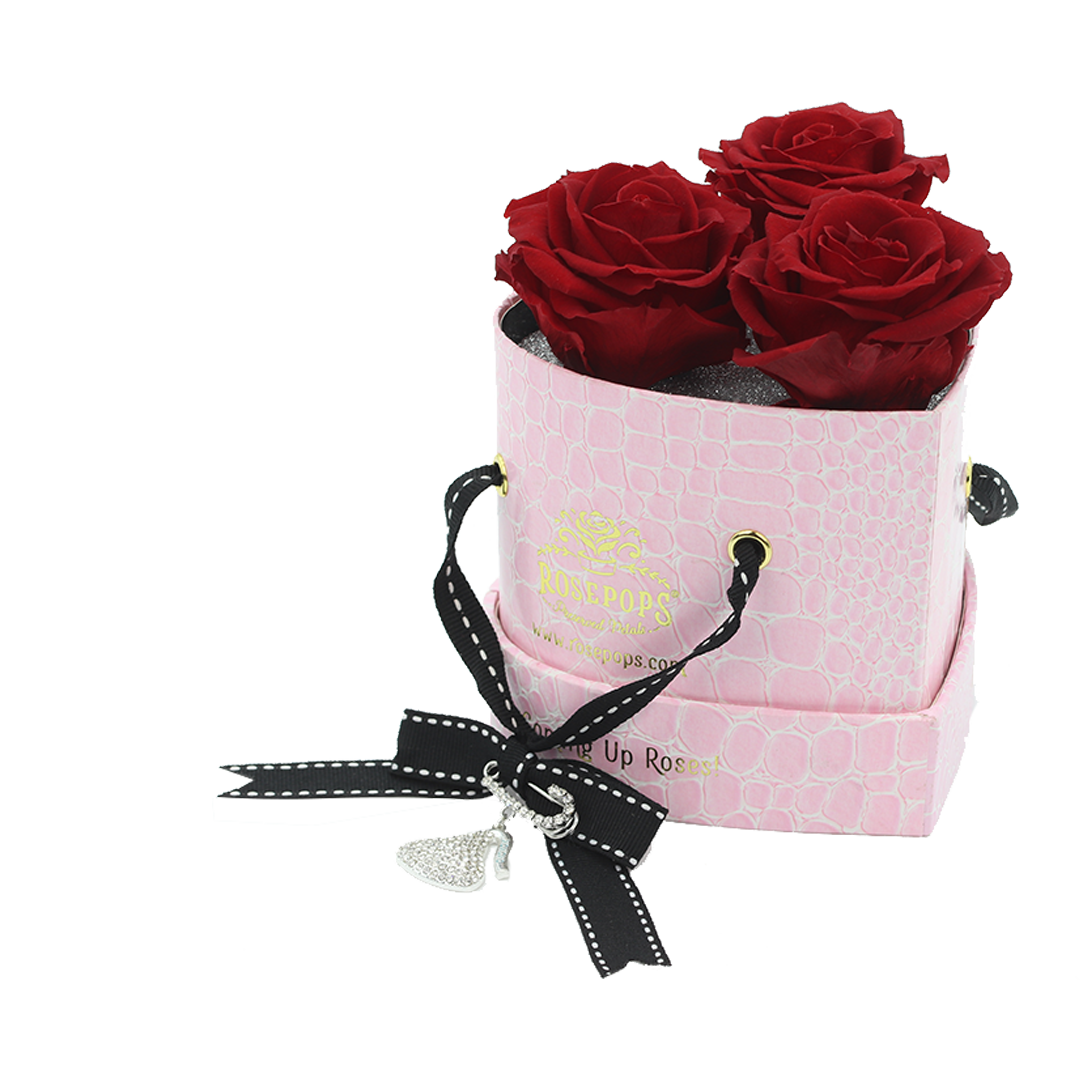 Sweet as a Kiss - 3 Red Roses