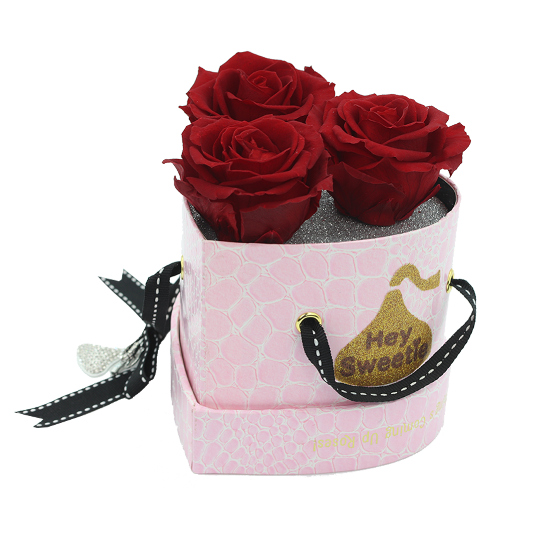 Sweet as a Kiss - 3 Red Roses